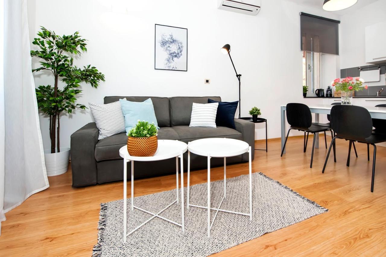 Apartment Mimi โรวีน ภายนอก รูปภาพ