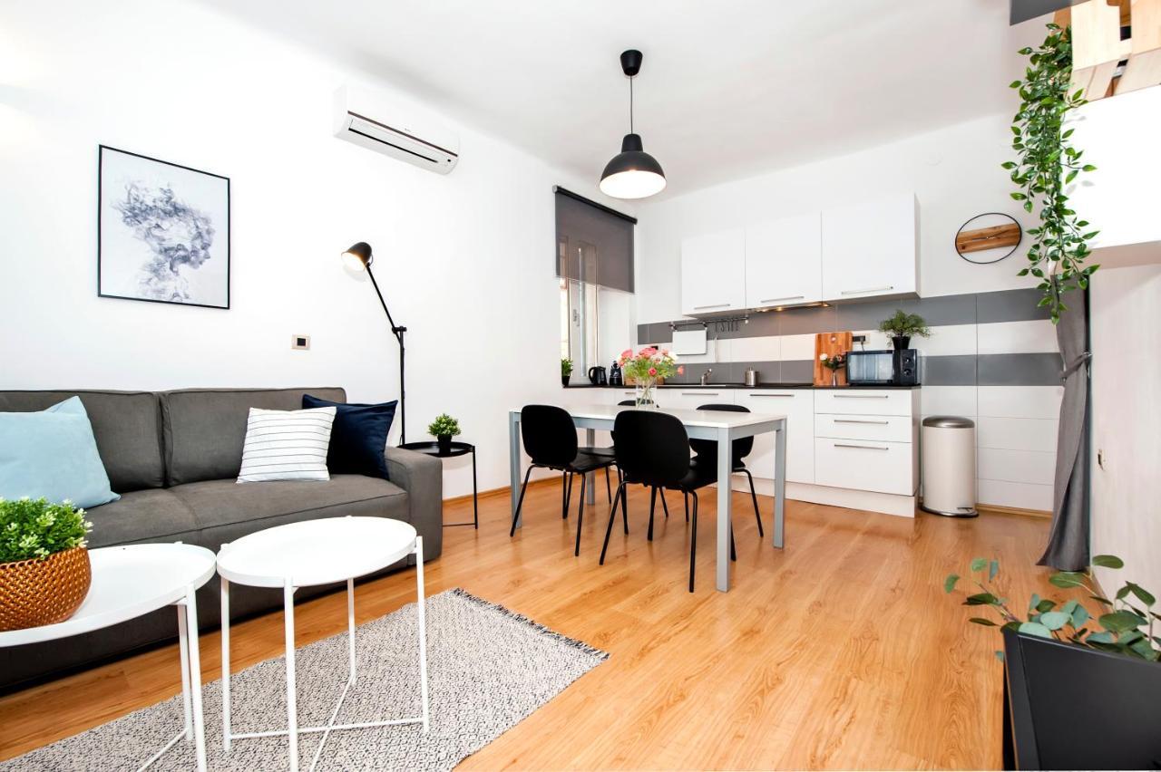 Apartment Mimi โรวีน ภายนอก รูปภาพ