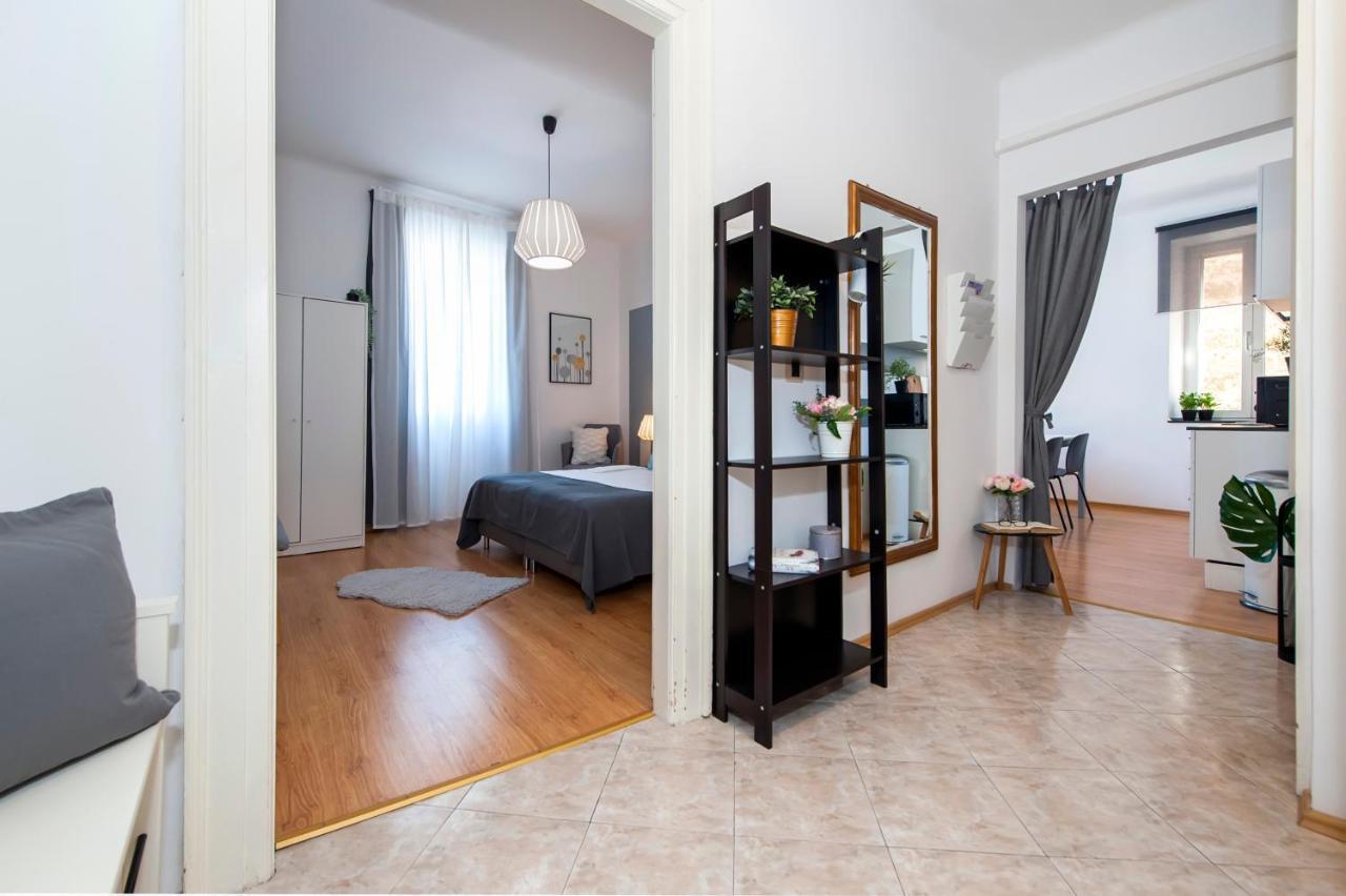 Apartment Mimi โรวีน ภายนอก รูปภาพ