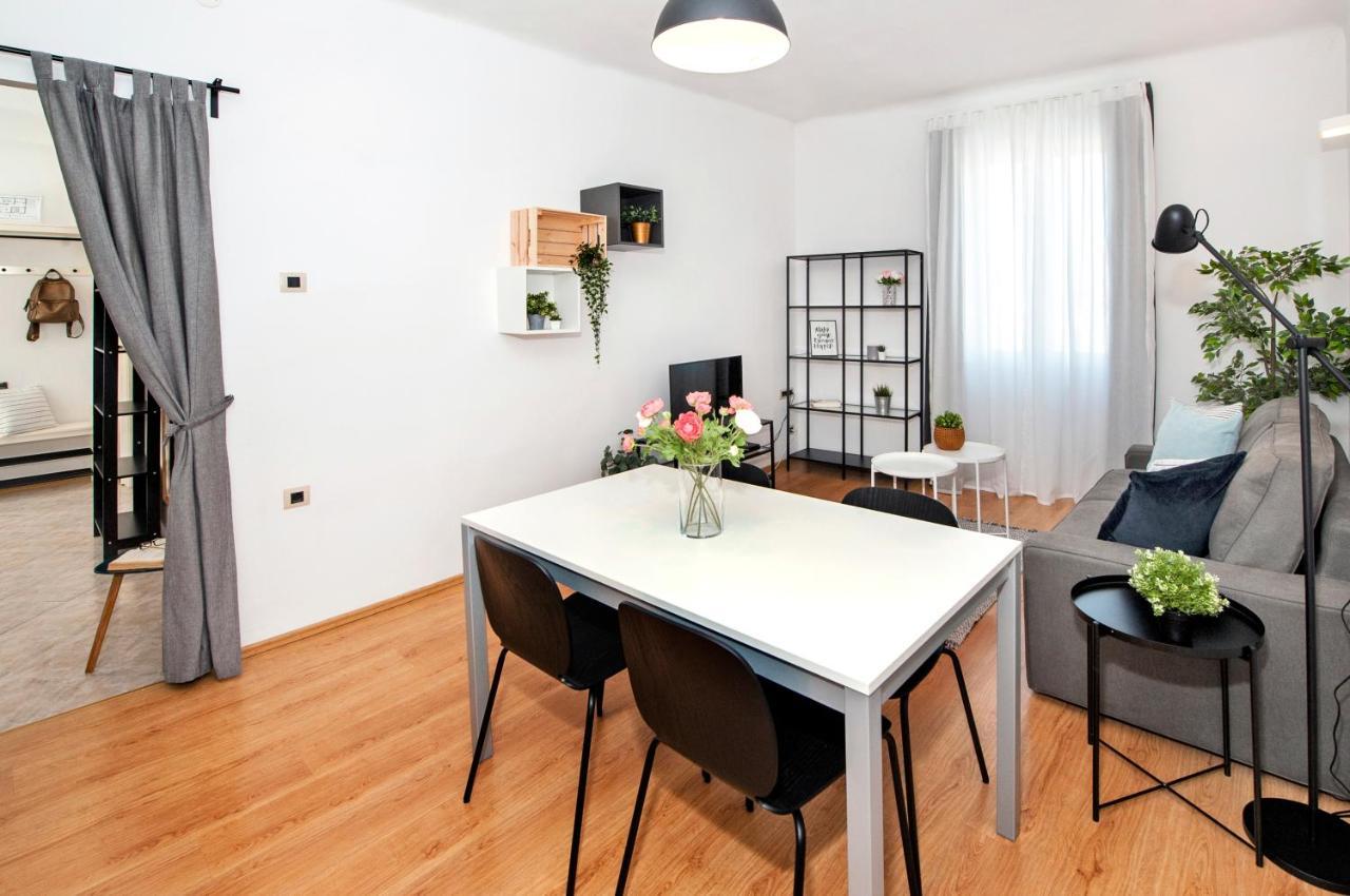 Apartment Mimi โรวีน ภายนอก รูปภาพ