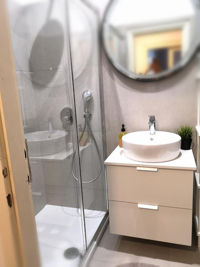 Apartment Mimi โรวีน ภายนอก รูปภาพ
